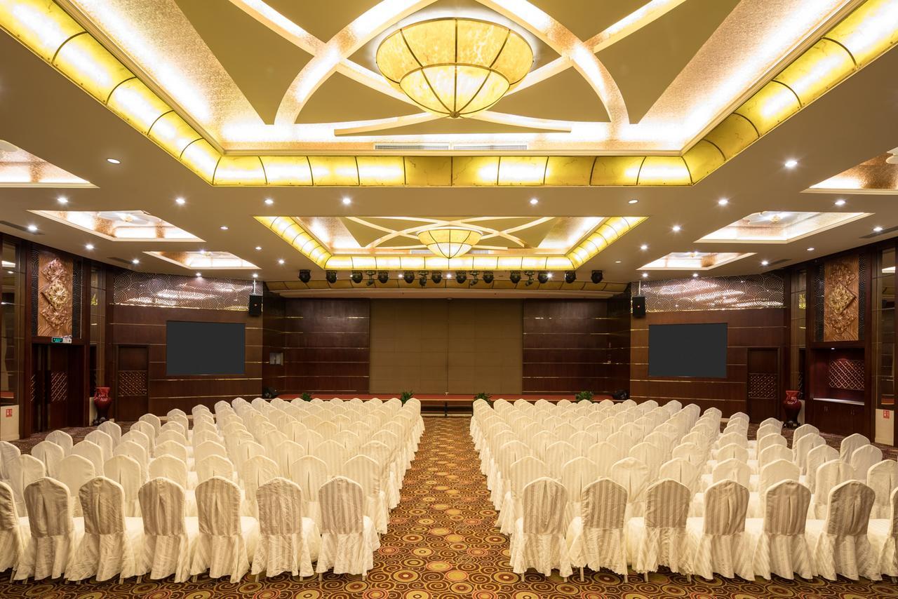 New Era Hotel Kunming Extérieur photo